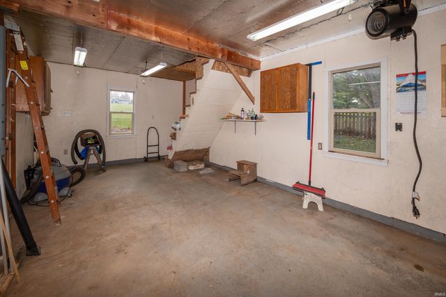 5090 N County Road 925 W, Yorktown, IN 47396