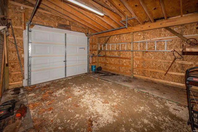 5090 N County Road 925 W, Yorktown, IN 47396