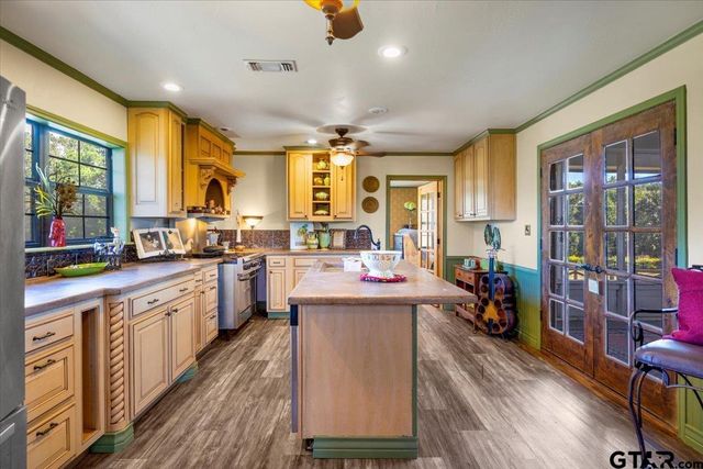 395 County Road 2482, Mineola, TX 75773