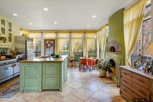 395 County Road 2482, Mineola, TX 75773