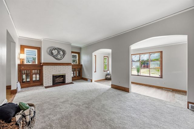 516 Forest Drive SE, Cedar Rapids, IA 52403