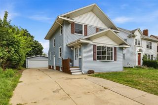 516 Forest Drive SE, Cedar Rapids, IA 52403