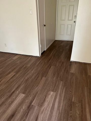 4406 Dovewood DR, Austin, TX 78744