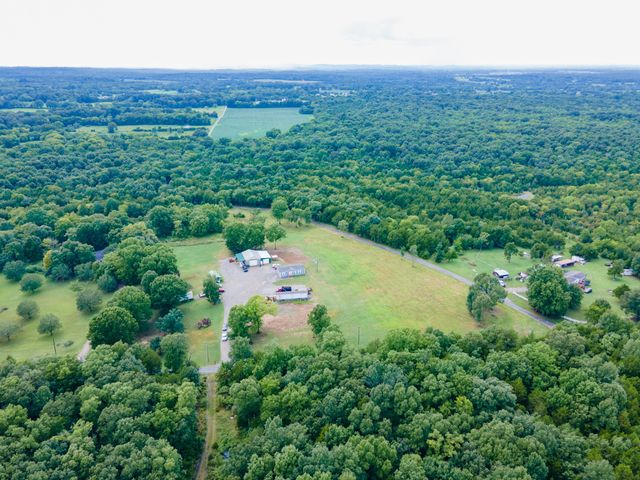 3592 Mahaley Rd, Chapel Hill, TN 37034