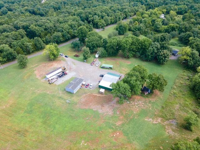 3592 Mahaley Rd, Chapel Hill, TN 37034