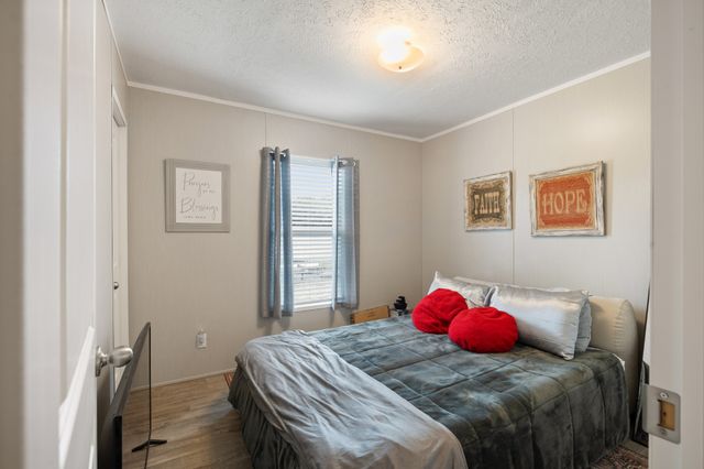 3592 Mahaley Rd, Chapel Hill, TN 37034