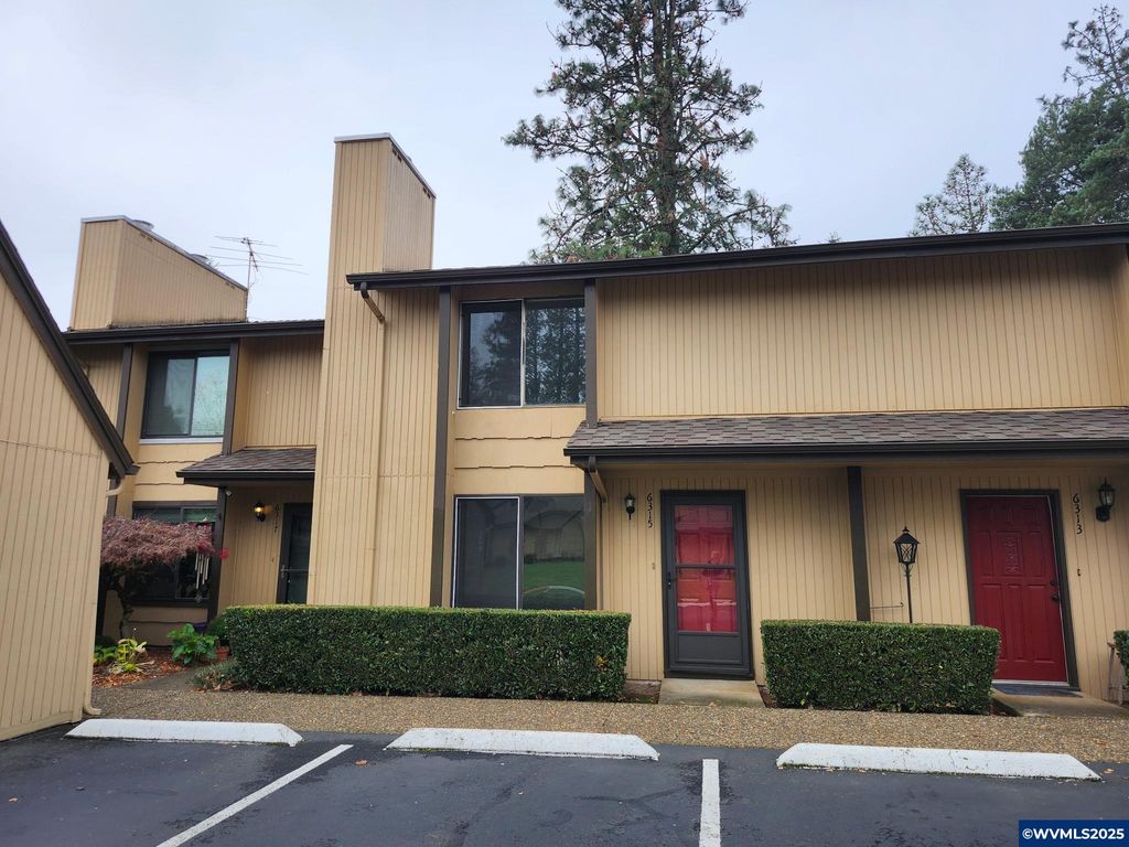 Image 1 of property listing at 6315 Fairway Av SE, Salem, OR 97306