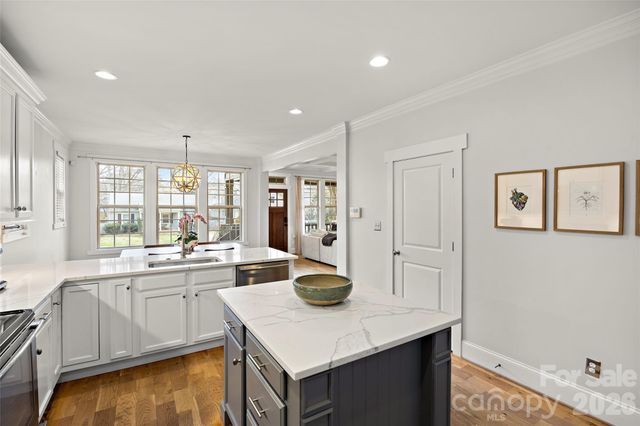 2325 Barry Street, Charlotte, NC 28205