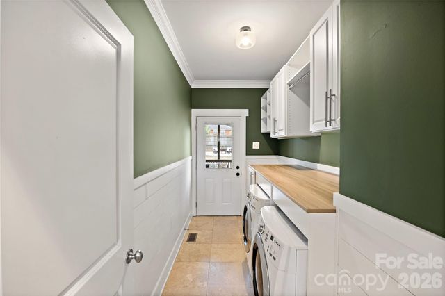 2325 Barry Street, Charlotte, NC 28205