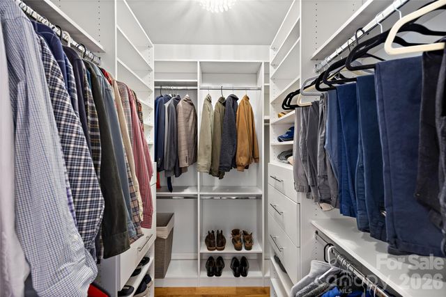 2325 Barry Street, Charlotte, NC 28205