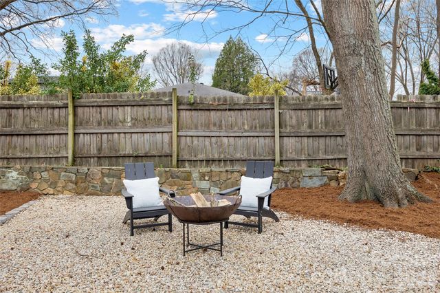 2325 Barry Street, Charlotte, NC 28205