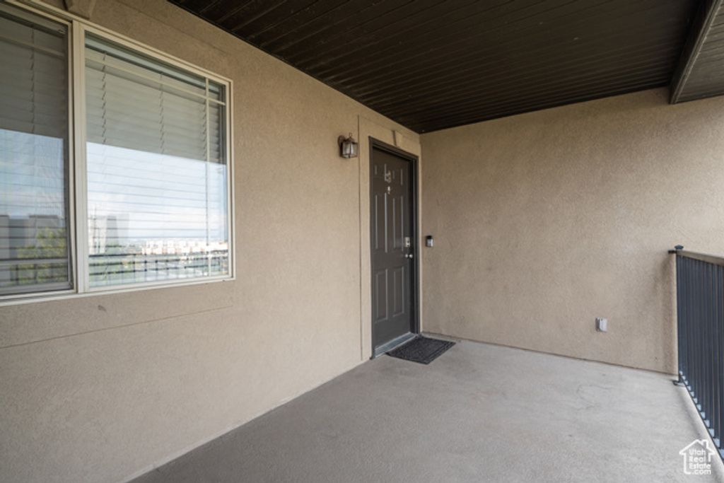 Image 2 of property listing at 929 W 670 S #9, Pleasant Grove, UT 84062