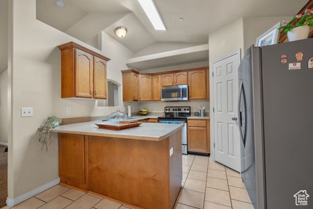 Image 10 of property listing at 929 W 670 S #9, Pleasant Grove, UT 84062