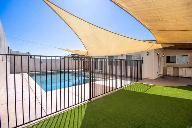 13553 Carriage Road, Poway, CA 92064