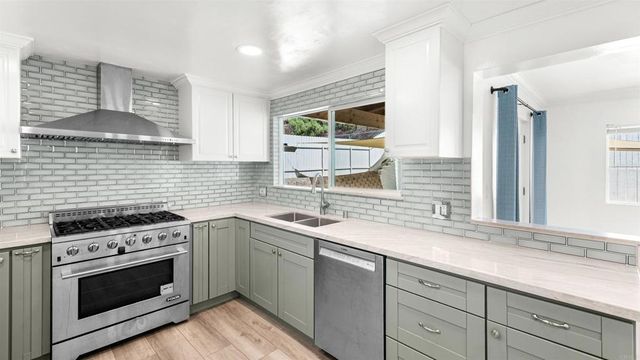13553 Carriage Road, Poway, CA 92064