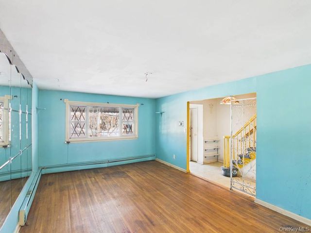 1256 Allerton Avenue, Bronx, NY 10469