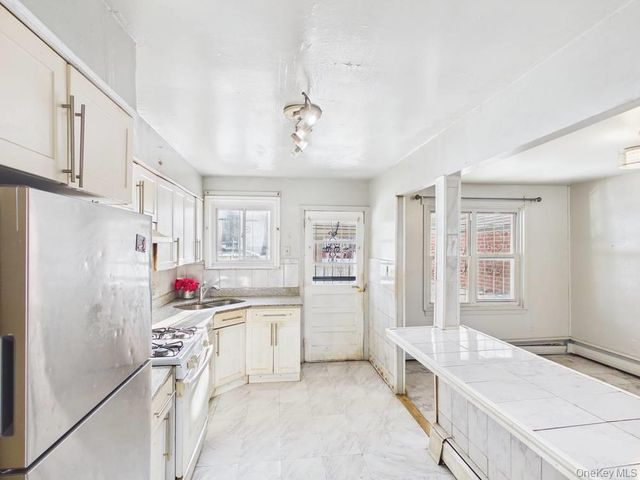 1256 Allerton Avenue, Bronx, NY 10469