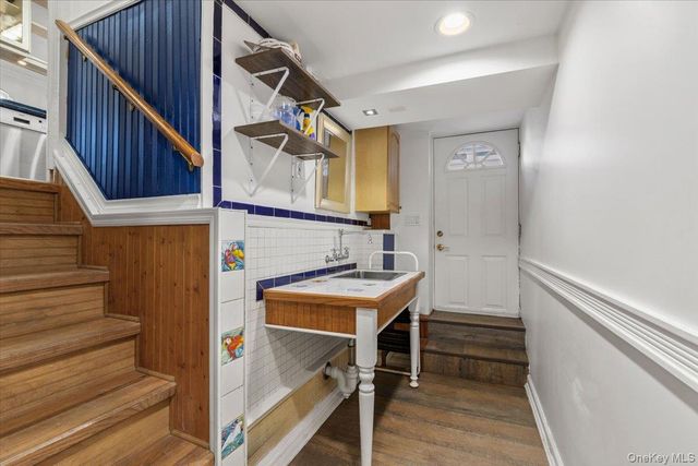 58 Kingston Avenue, Yonkers, NY 10701