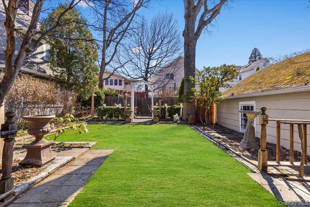 58 Kingston Avenue, Yonkers, NY 10701