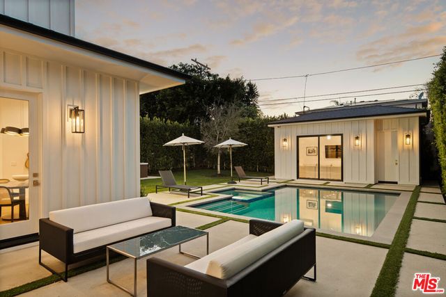 4163 Sunnyslope Avenue, Sherman Oaks, CA 91423