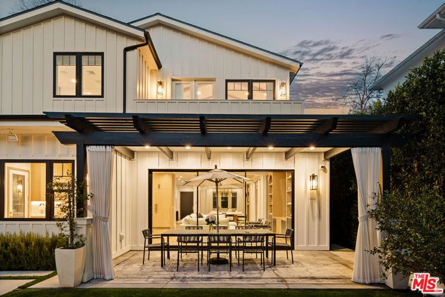 4163 Sunnyslope Avenue, Sherman Oaks, CA 91423