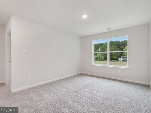 202 GLENMORE LN, Keswick, VA 22947