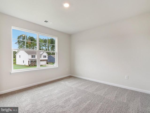 202 GLENMORE LN, Keswick, VA 22947