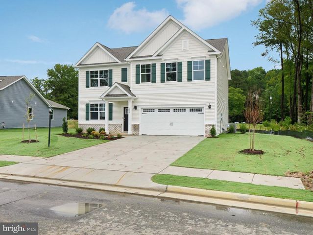 202 GLENMORE LN, Keswick, VA 22947