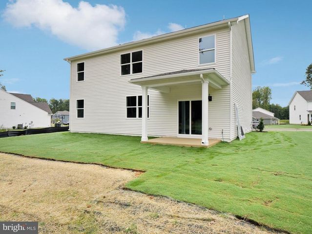 202 GLENMORE LN, Keswick, VA 22947