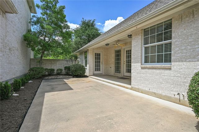 5014 Spearman Drive, College Station, TX 77845