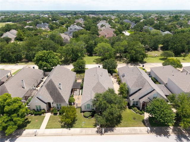 5014 Spearman Drive, College Station, TX 77845