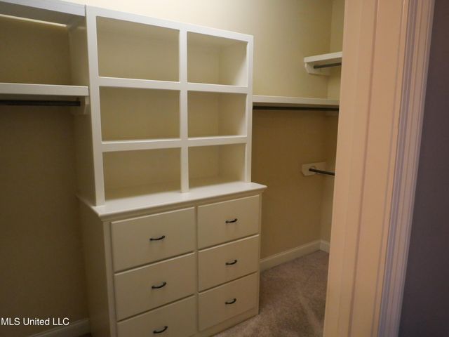 406 Bullock Circle, Richland, MS 39218