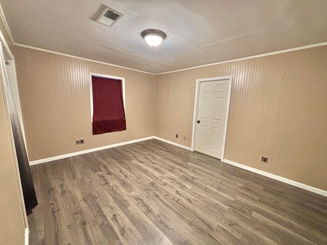 2216 Greenlawn Rd, Lake Charles, LA 70607