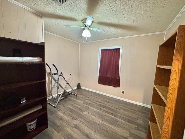 2216 Greenlawn Rd, Lake Charles, LA 70607