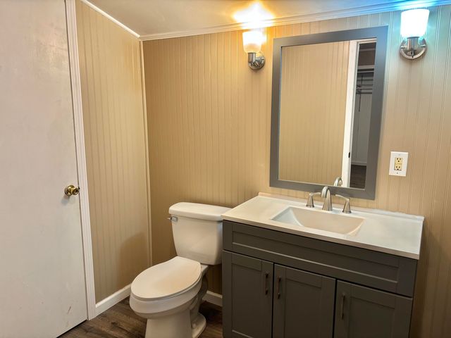 2216 Greenlawn Rd, Lake Charles, LA 70607