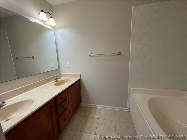 8240 Frenchorn Lane, Fayetteville, NC 28314