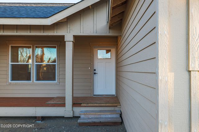 10319 E Heartland Loop, Palmer, AK 99645