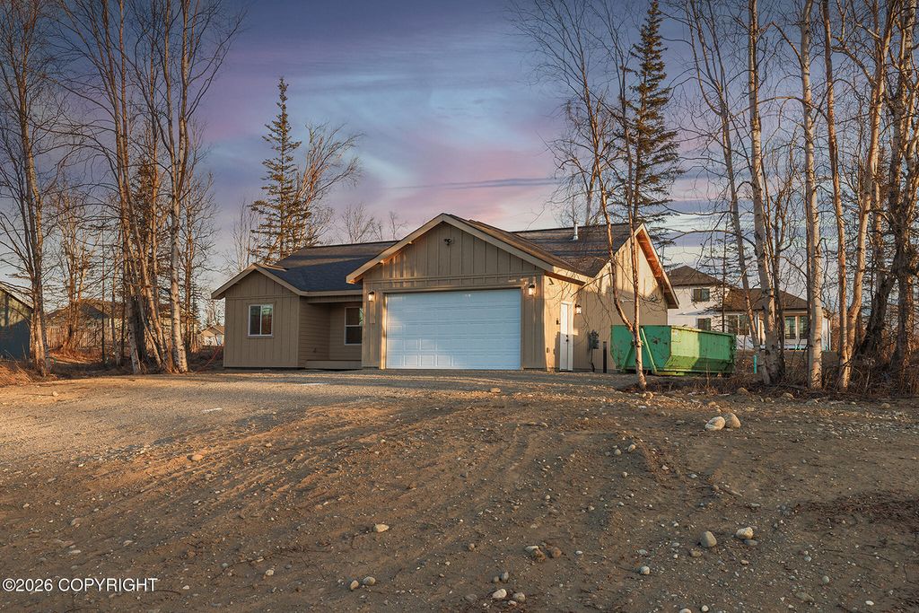 10319 E Heartland Loop, Palmer, AK 99645