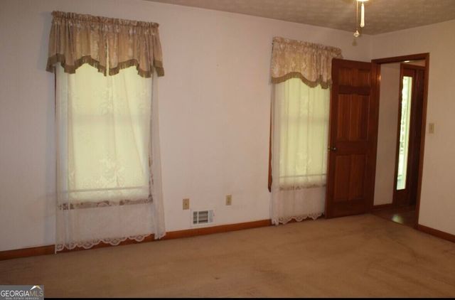 948 Hightower Trail, Oxford, GA 30054