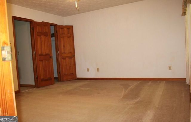 948 Hightower Trail, Oxford, GA 30054