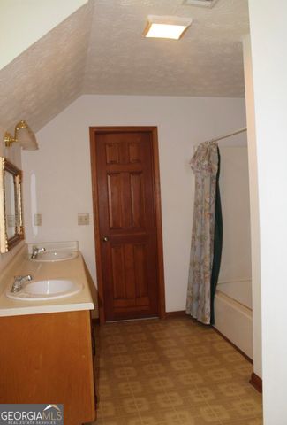 948 Hightower Trail, Oxford, GA 30054