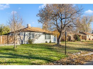 3690 Olive St, Denver, CO 80207