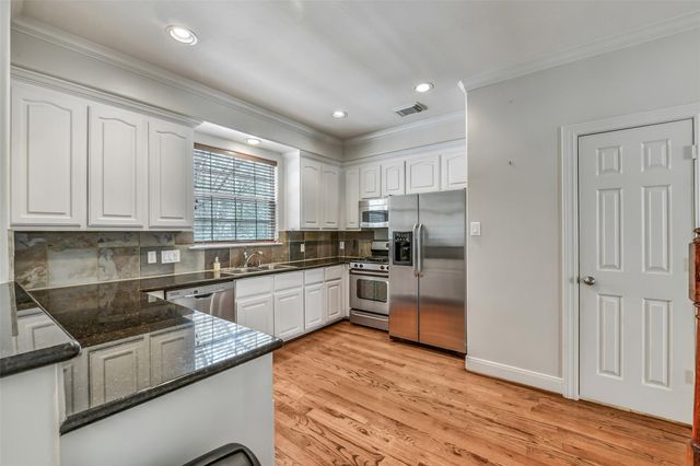 326 Malone Street, Houston, TX 77007