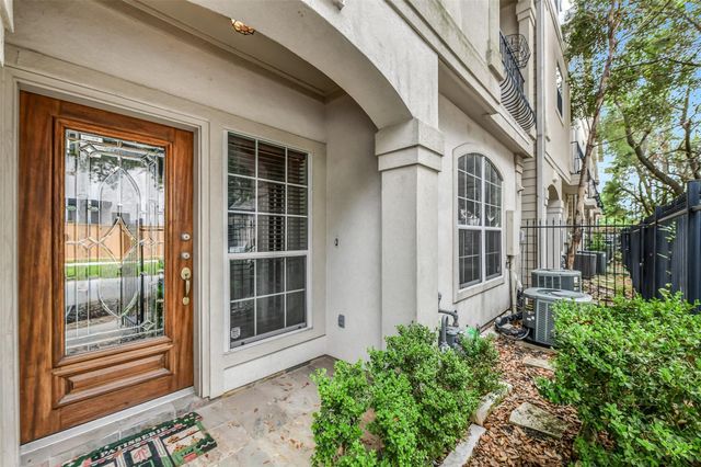 326 Malone Street, Houston, TX 77007