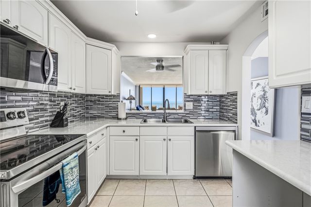 3200 N Highway A1a None 1105, Fort Pierce, FL 34949
