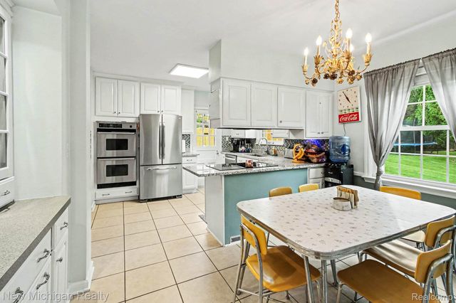 1813 Lincoln Drive, Flint, MI 48503