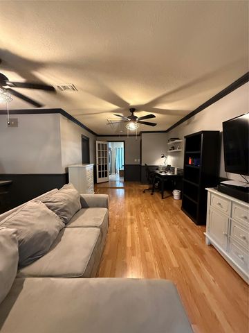 6425 Old Mill Circle, Watauga, TX 76148