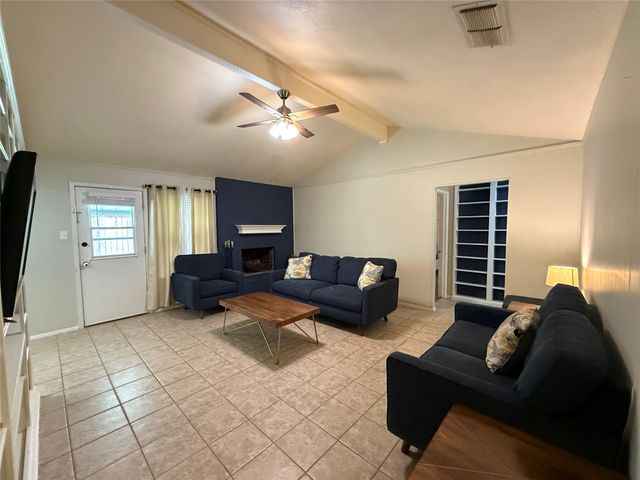 6425 Old Mill Circle, Watauga, TX 76148