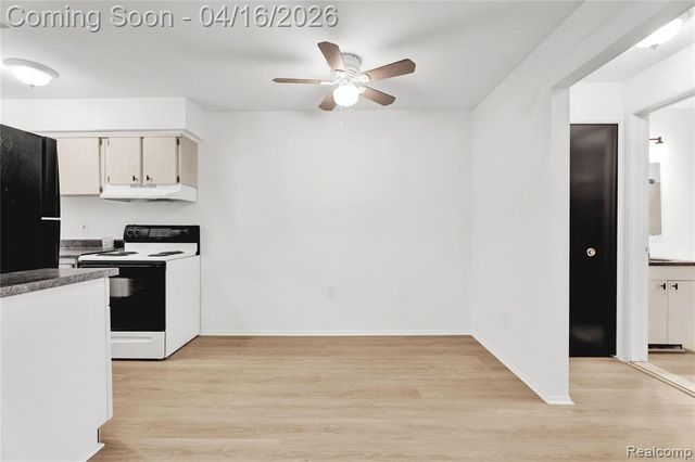 7215 Lathers Street 7231-11, Westland, MI 48185