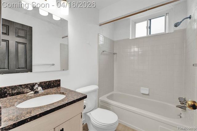 7215 Lathers Street 7231-11, Westland, MI 48185